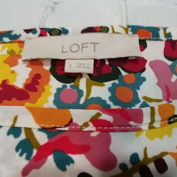 Loft Flutter Cuff Floral Blouse - Picture 6 of 7